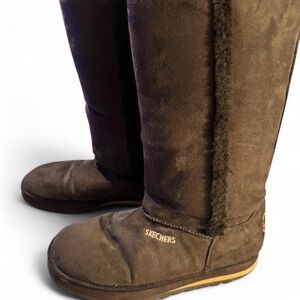 Skechers Brown Suede Shearling-Lined Boots
